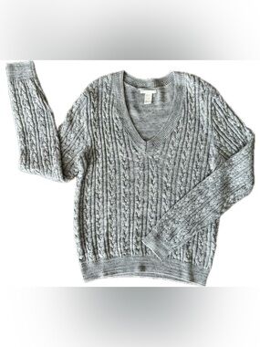 H&M Basic Gray Cable-Knit V-Neck Sweater